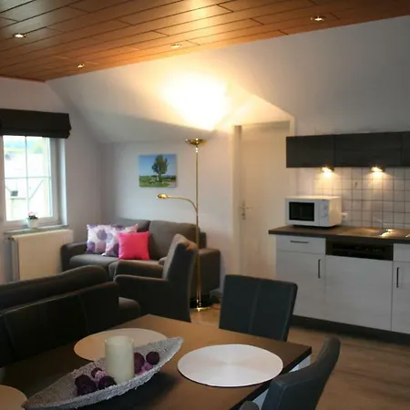 Location Panoramagreen * Burg Reuland